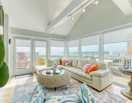 Sea Gypsy oceanfront home in Avon 