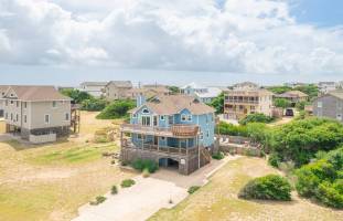 Katmandu oceanside home in Duck